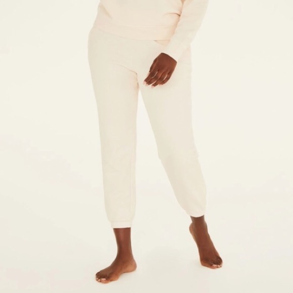 Girlfriend Collective Ecru Sweats - Picture 3 of 3